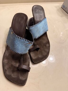 Vero Cuoio Blue and Brown Suede Toe-Ring Mules